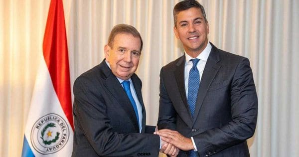 Peña sděluje Gonzálezi Urrutiovi podporu demokracie ve Venezuele ze strany Paraguaye