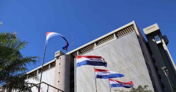 Zahraniční obchod otevírá rok 2026 deficitem kvůli poklesu exportu