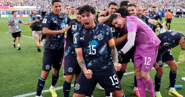Paraguay vyhlásila dovolenou poté, co postoupila do osmifinále mistrovství světa tím, že porazila Německo